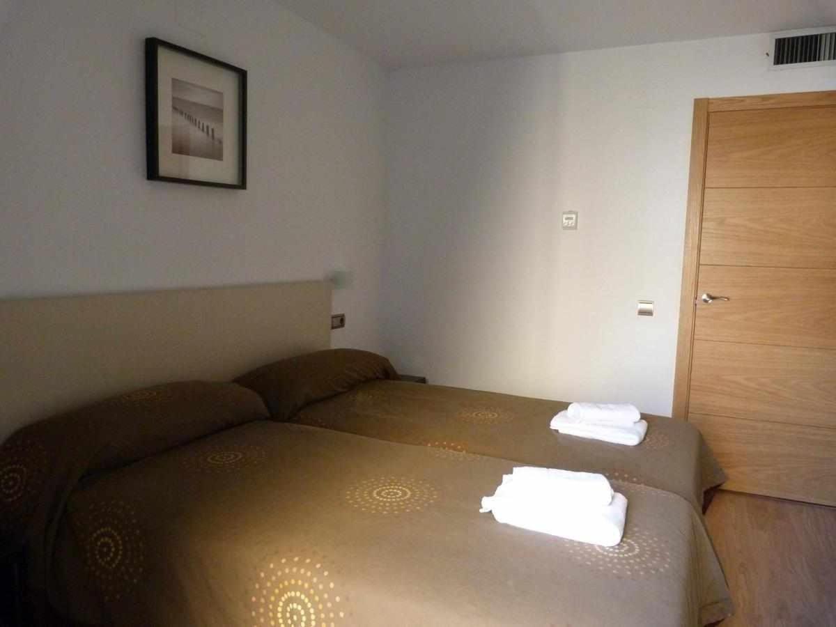 Apartamentos Puerta De Ordesa Laspuna Exterior photo