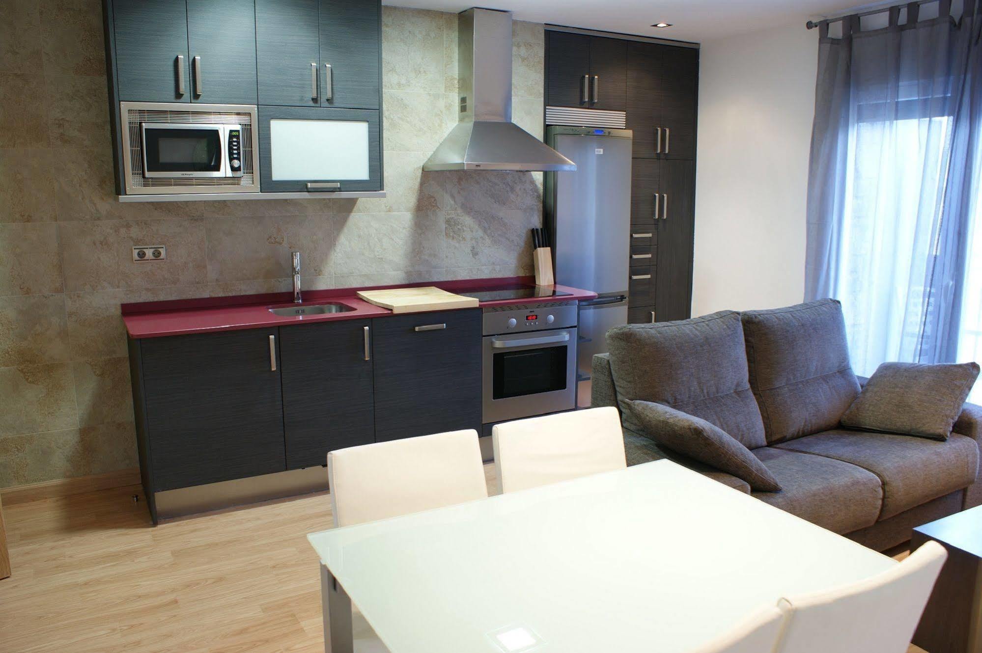 Apartamentos Puerta De Ordesa Laspuna Exterior photo